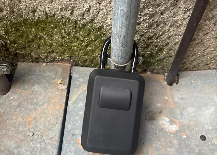 Daire Casa Albani Wifi & Comfort Tra Centro E Aeroporto